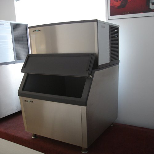 (IC-700) ICESTA Cube ice machine for hotel